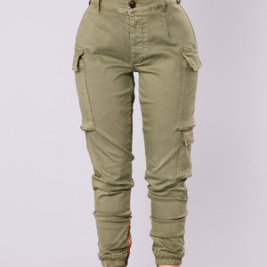 Fashion Nova: Kalley Cargo Pants Olive
